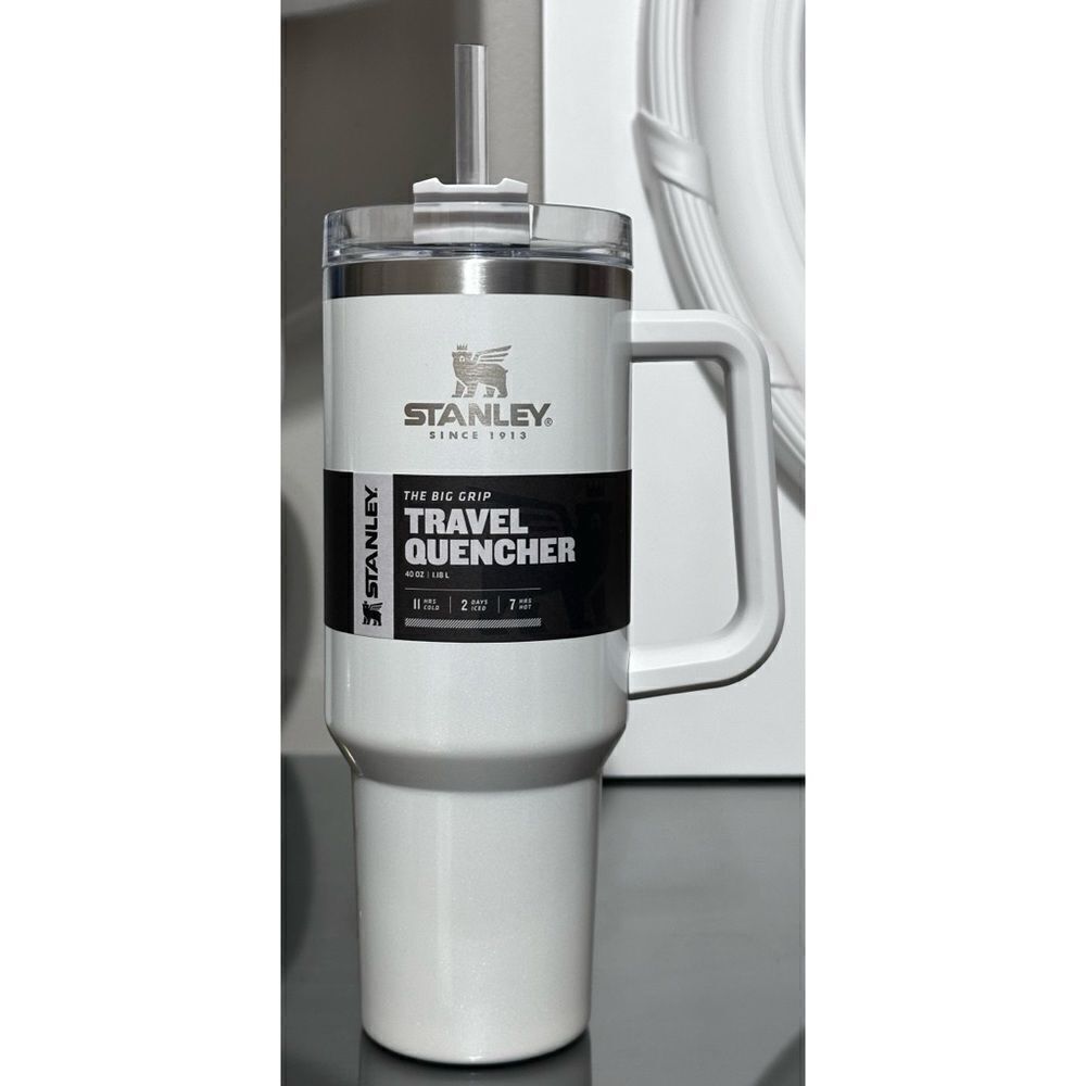 Stanley‎ “OG” Adventure Quencher 40oz Tumbler, FROST PEARLESCENT WHITE